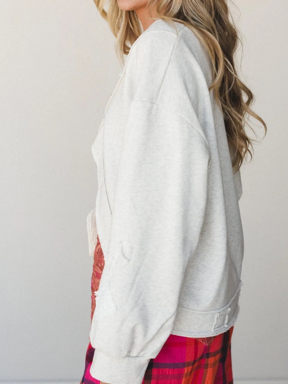 NWT POL Peace Sign Love Oatmeal Natutal Criss Cross Sweatshirt Top - Picture 13 of 14